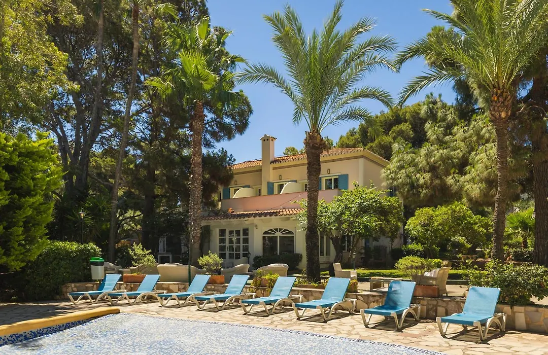 Mr Hotelet De La Racona & Apartments-1